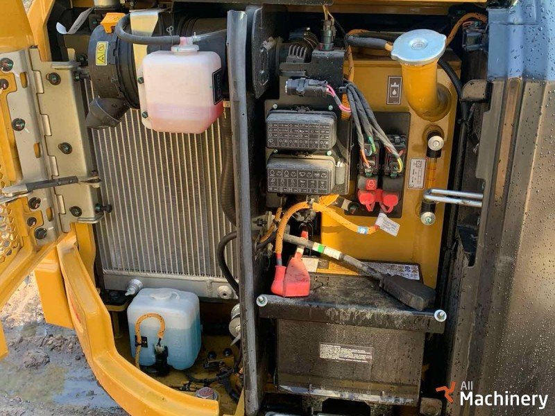 CATERPILLAR 302.7 D Mini excavators 1-7 t. #8152