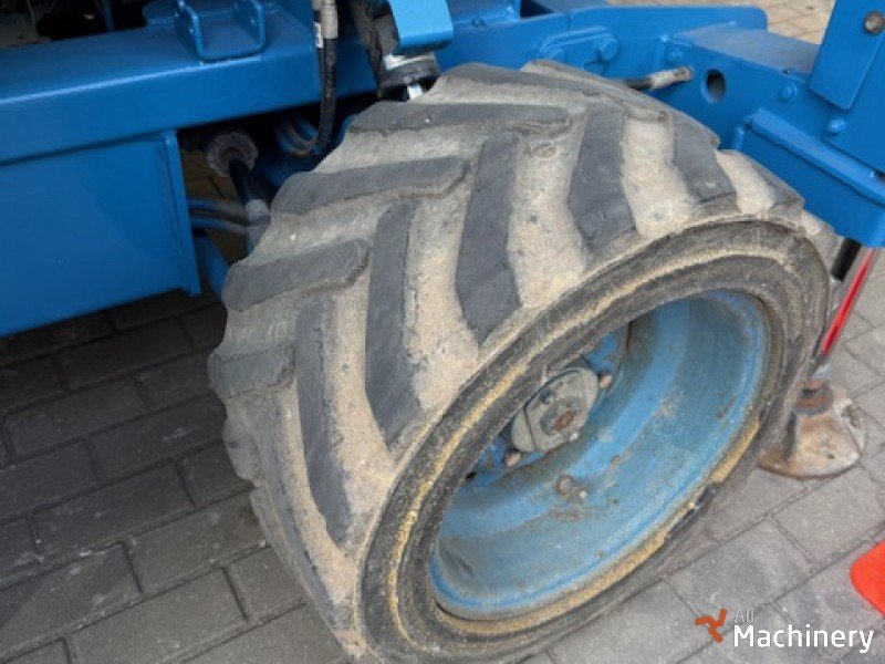 GENIE 3369RT Scissor lifts #8158