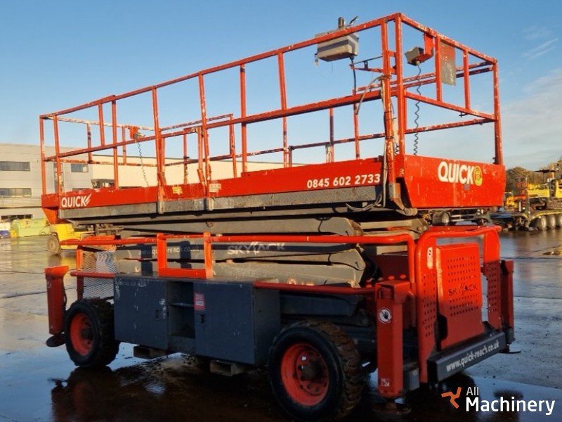 SKYJACK SJ-9241-RT Scissor lifts #8206