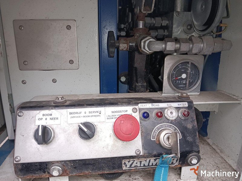 CUSTERS Verda-9 vikšriniai keltuvai #8207