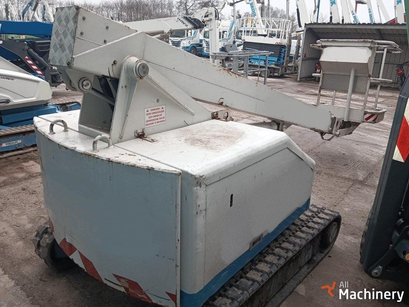 CUSTERS Verda-9 vikšriniai keltuvai #8207