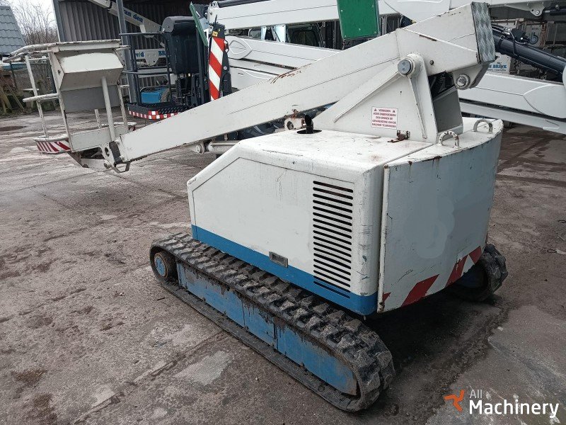 CUSTERS Verda-9 vikšriniai keltuvai #8207