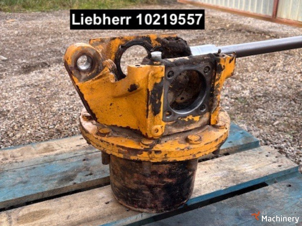 LIEBHERR 10219557 transmisijos ir vairo sistemos dalys #8228