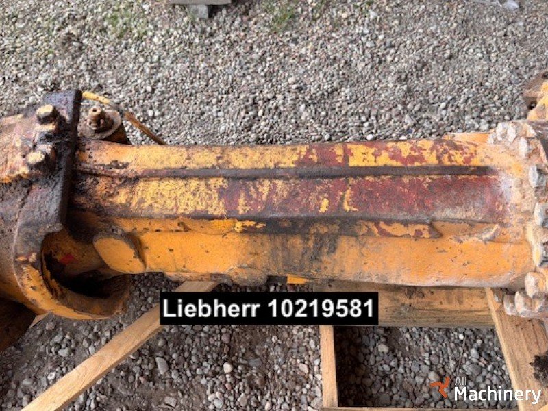 LIEBHERR 10219581 Transmission spare parts #8232