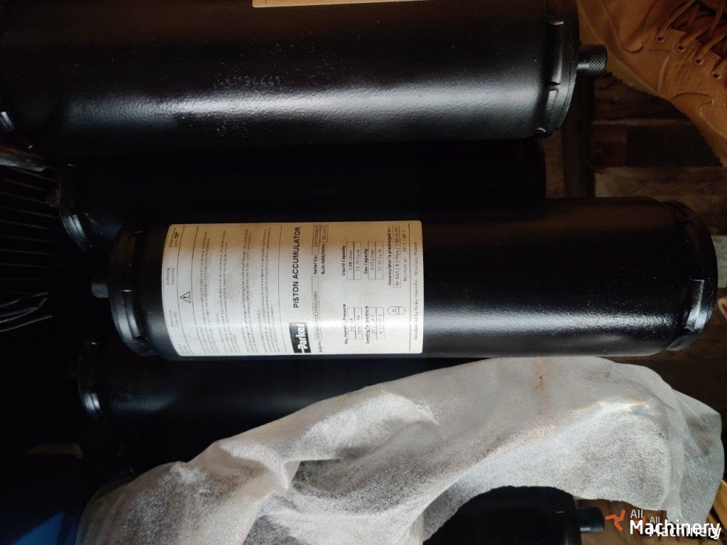 MANITOU Parker piston accumulator krautuvų hidraulikos sistema #8242