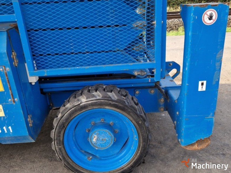 GENIE GS4390 Scissor lifts (2013 year) #8254