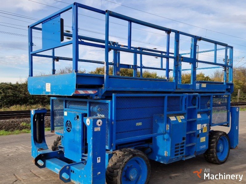 GENIE GS4390 Scissor lifts (2013 year) #8254