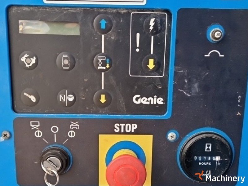 GENIE GS4390 Scissor lifts (2013 year) #8254