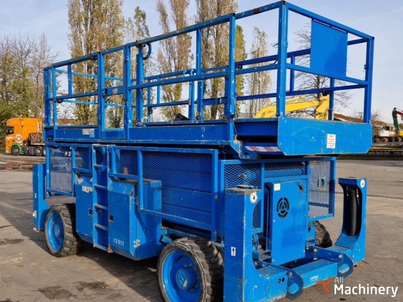 GENIE GS4390 Scissor lifts (2013 year) #8254