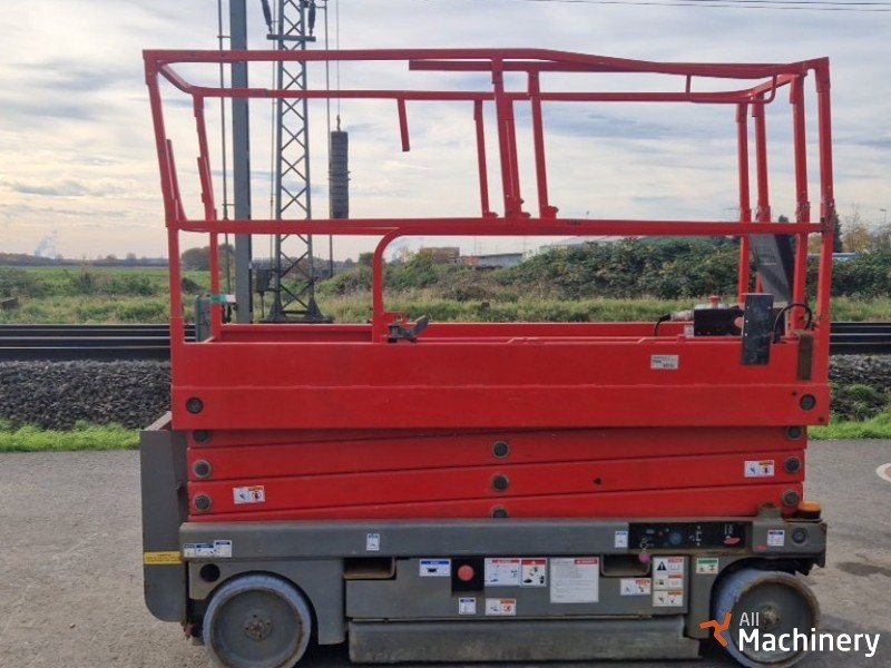 HAULOTTE Compact 10N Scissor lifts (2010 year) #8266