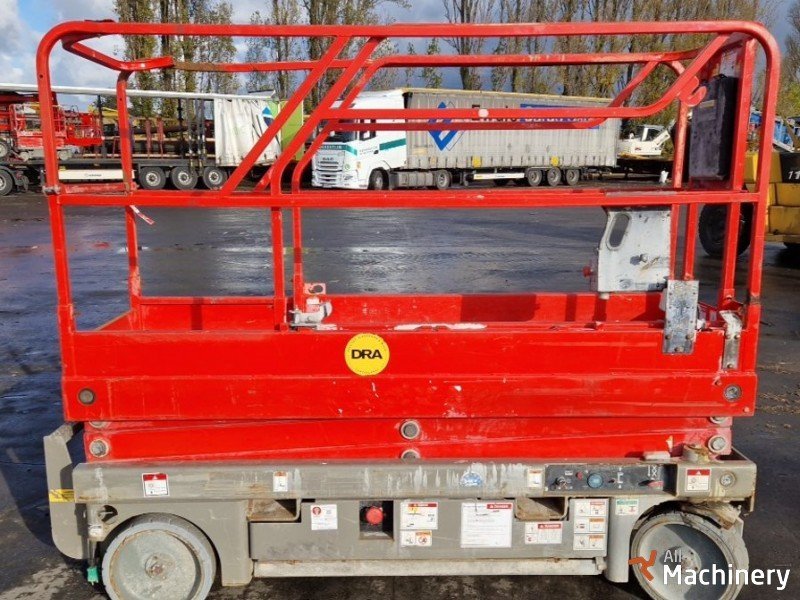 HAULOTTE Compact 8 Scissor lifts (2008 year) #8267