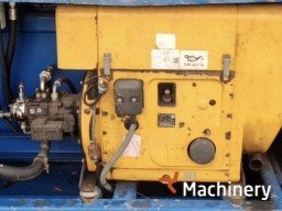 HOLLAND LIFT HL-220 D25 Scissor lifts (2009 year) #8288