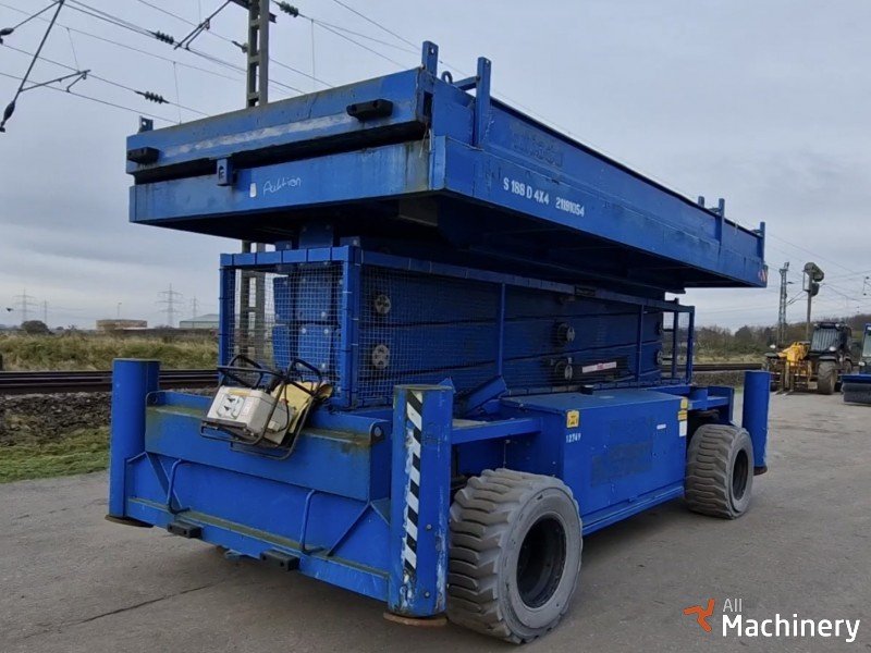 HOLLAND LIFT Holland Lift B165DL 25 Scissor lifts (2011 year) #8308