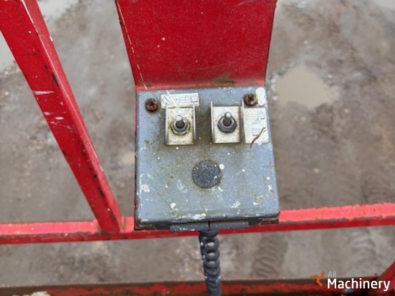 SKYJACK SJ9250 Scissor lifts (2013 year) #8346