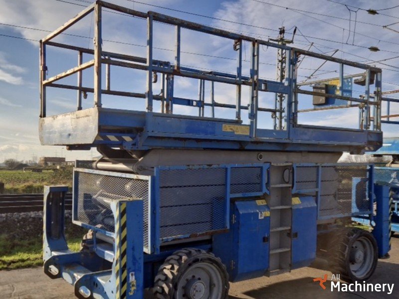 GENIE 5390 Scissor lifts (2013 year) #8519