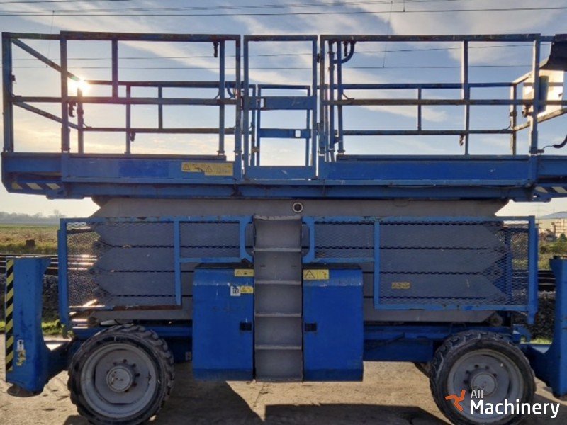 GENIE GS 5390 for sale Scissor lifts (2013 year) #8646