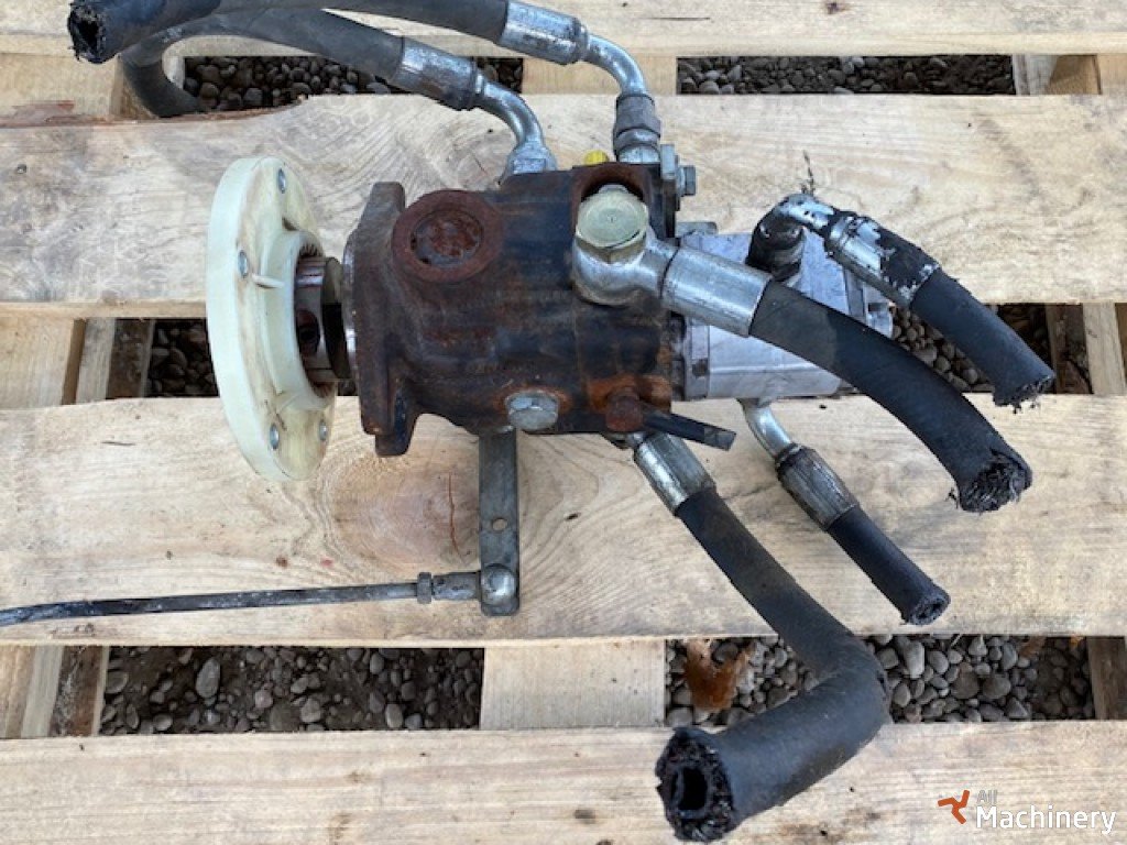 OTHER Poclain Hydraulics 7018110093 keltuvų hidraulinės sistemos dalys #8991