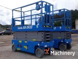 GENIE GS2646 Scissor lifts for rent (2017 year) #963
