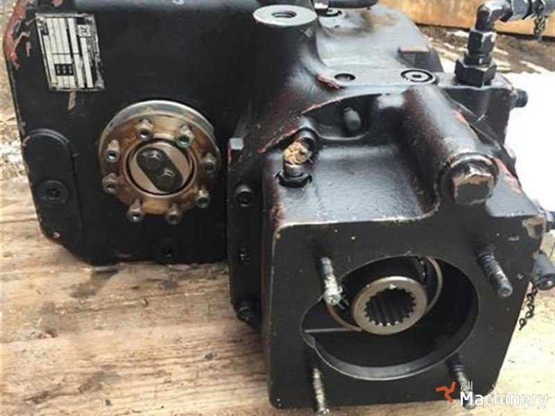 LIEBHERR A-316, A-904, A900 gearbox 2HL100 Transmission spare parts #967